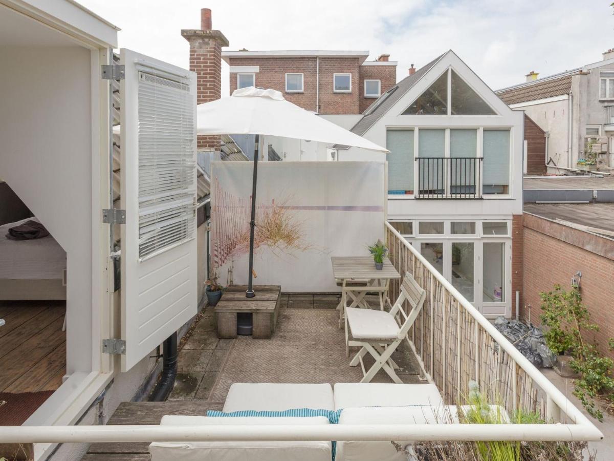 Picturesque Fisherman S House In Scheveningen Near The Shops La Haya Exterior foto