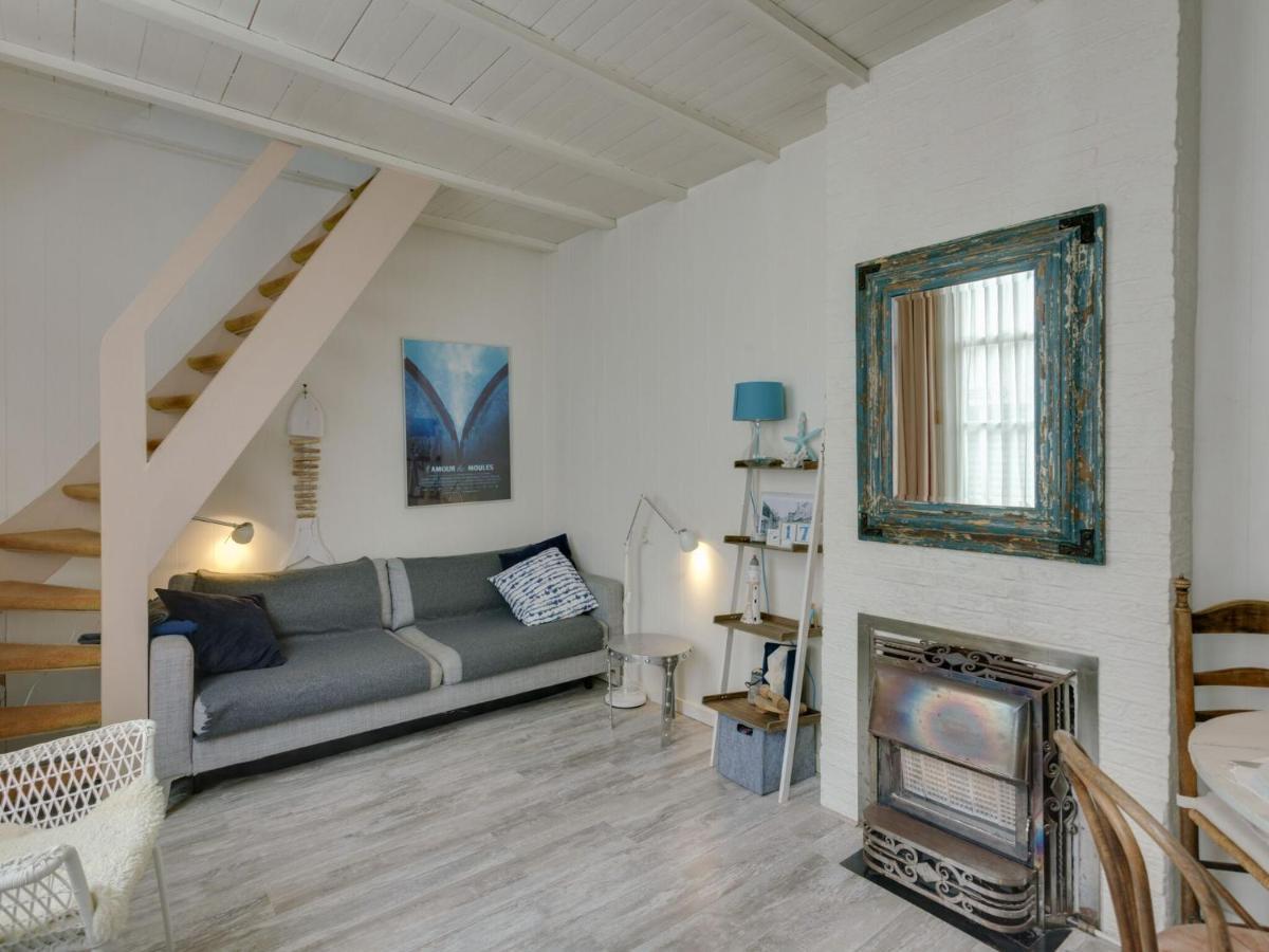 Picturesque Fisherman S House In Scheveningen Near The Shops La Haya Exterior foto