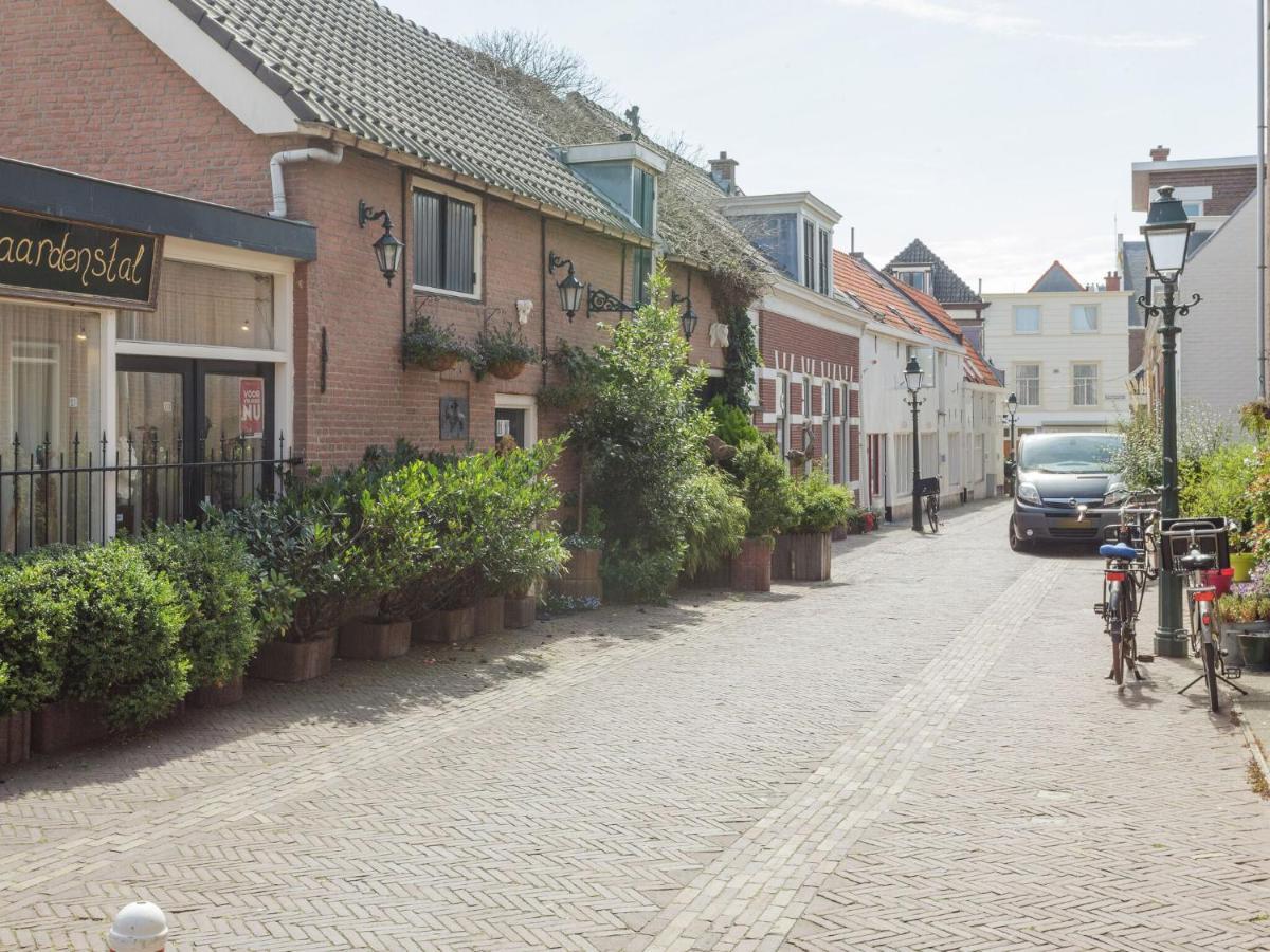 Picturesque Fisherman S House In Scheveningen Near The Shops La Haya Exterior foto